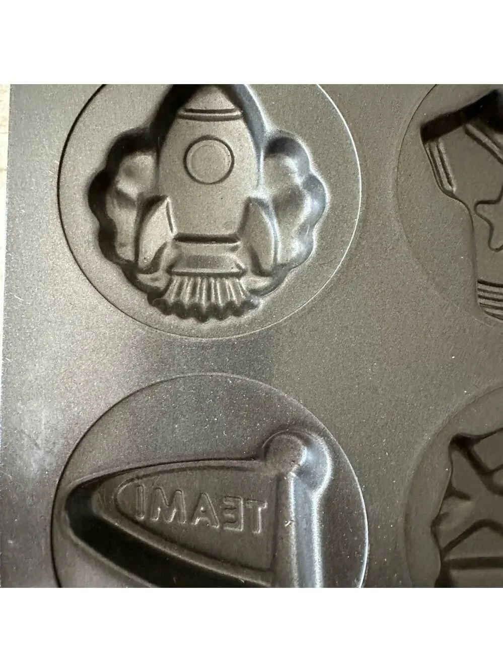 Wilton Ultra Bake 3 12 Cavity Boy Cookie Pan Rocket Jet Car 16.5